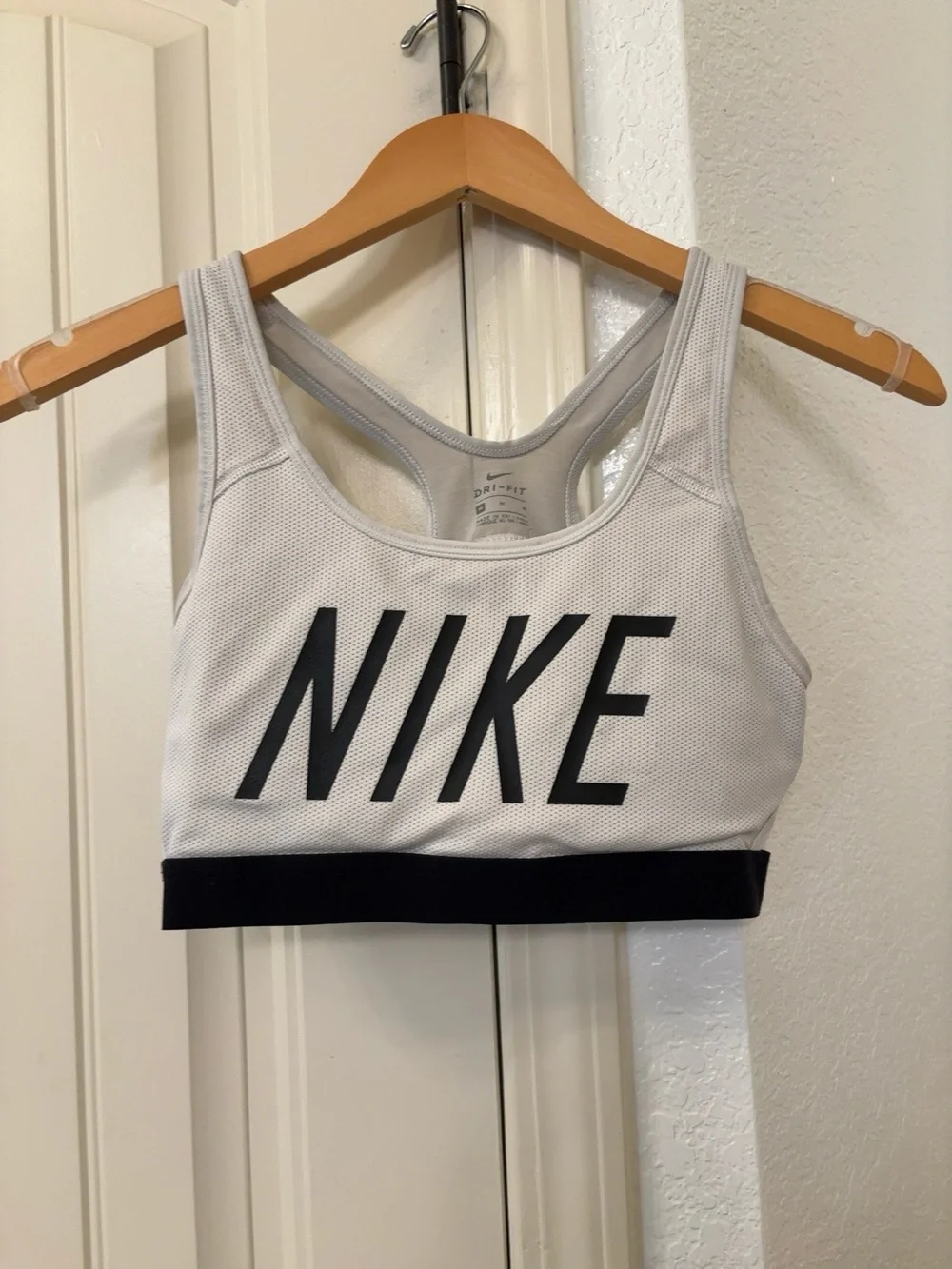 Nike Dri-FIT Logo Medium Support Racerback Sports Bra White Black‎ Size M